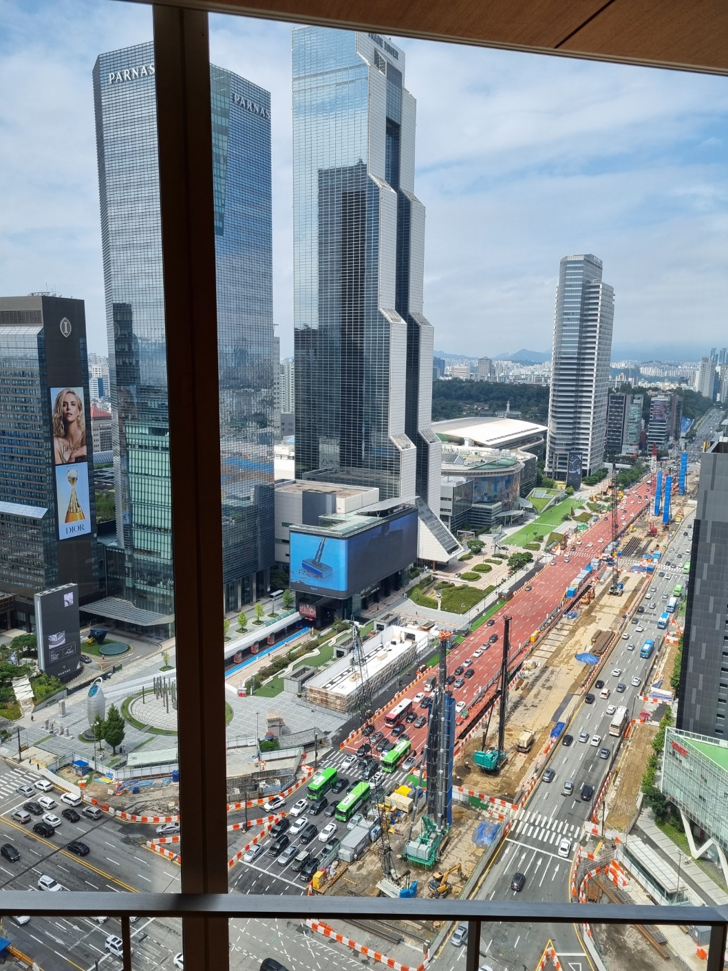 파크하얏트_헬스장뷰