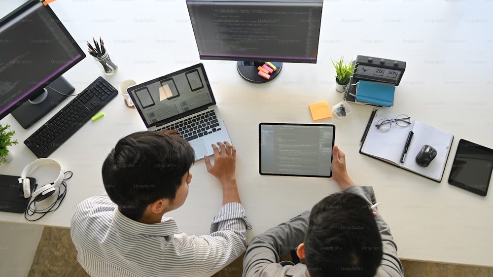 랜딩 페이지 관련 이미지