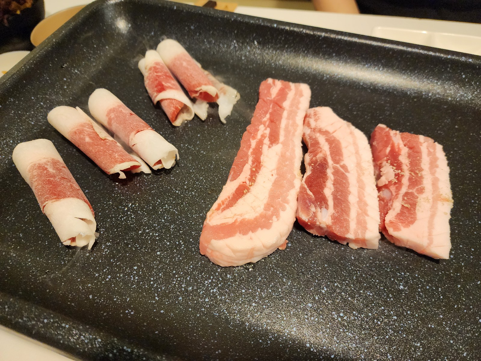 삼겹살과 차돌박이