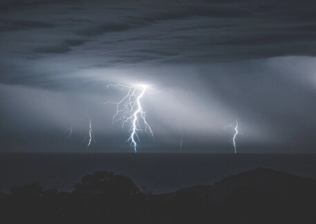 우울한 마음 이미지