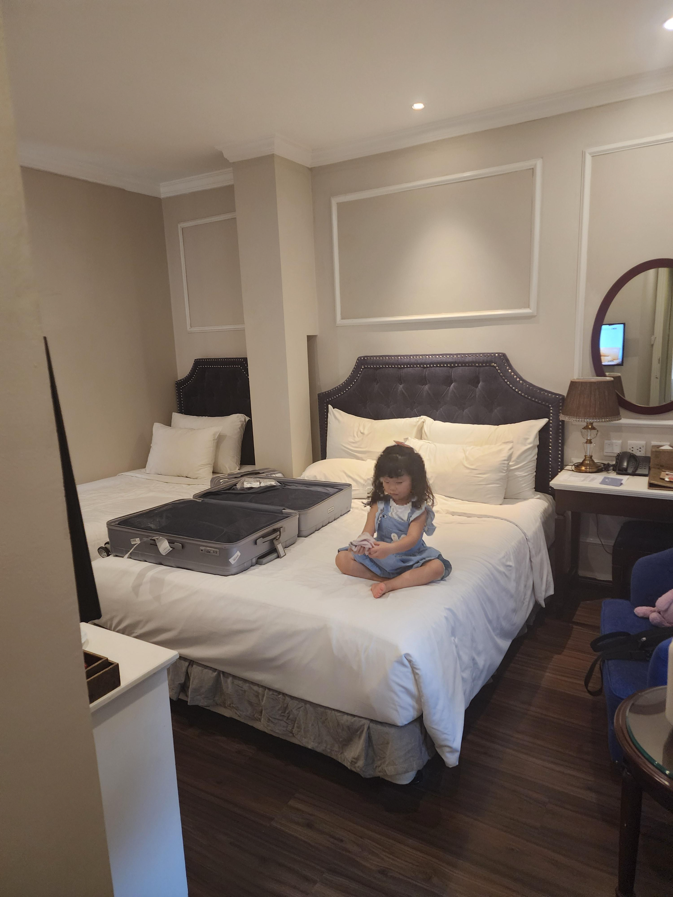 플로라 센터 호텔 앤 스파