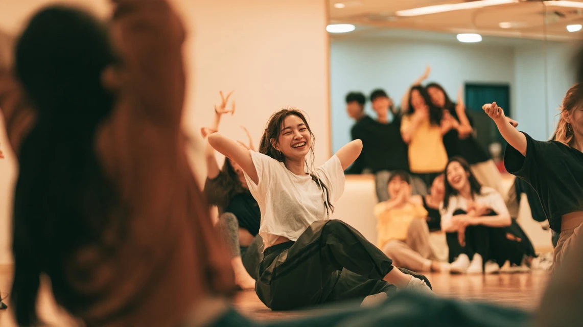 다양한 연령대가 함께 연습하는 모습