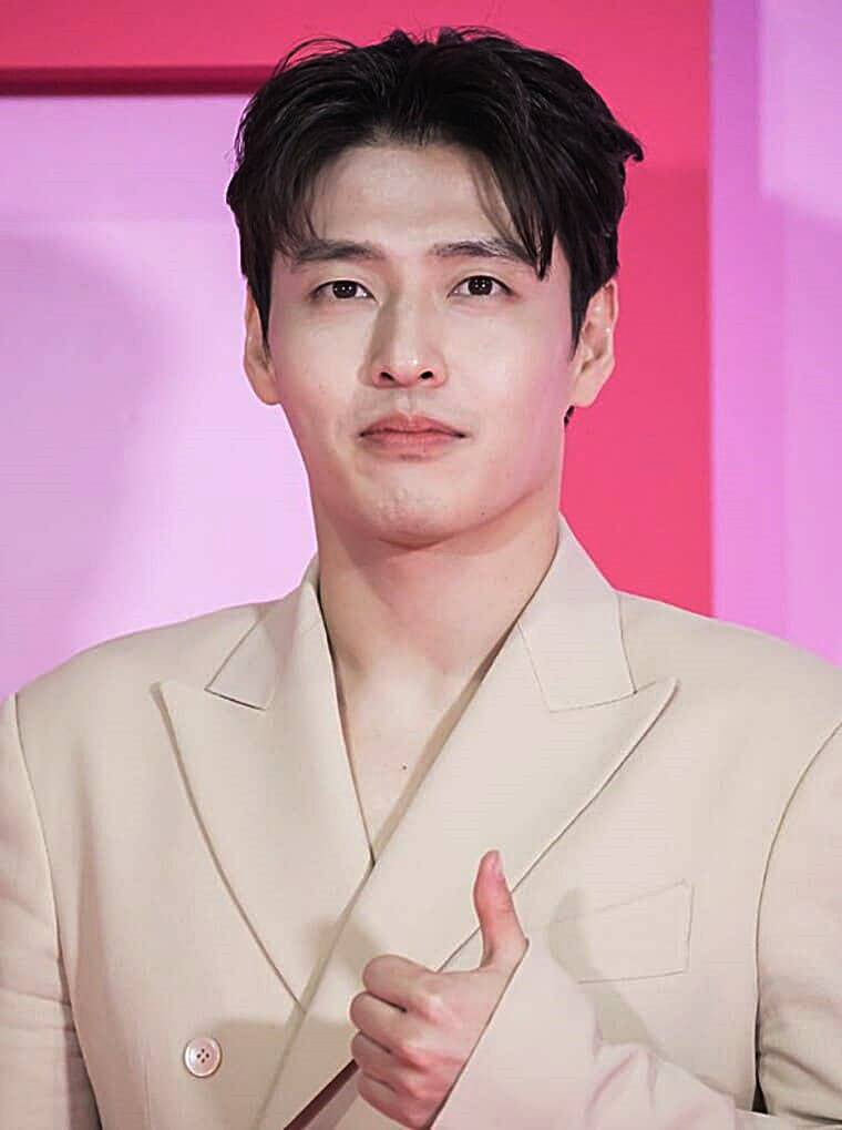 강하늘 부모님 가게 칼국수