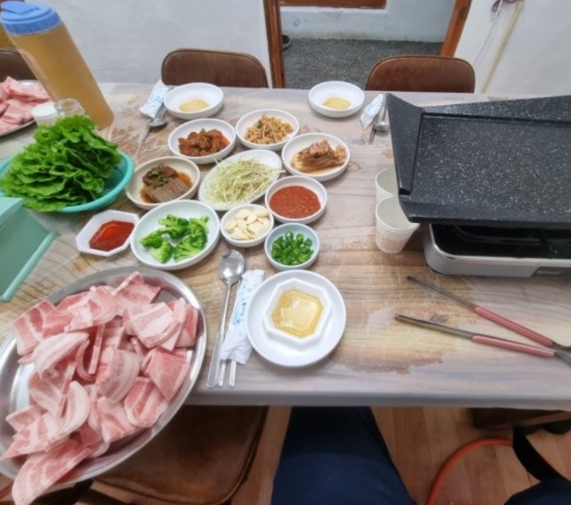 전현무계획-홍성-냉동삼겹살-덕성식당-49년-국내산