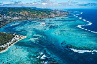 모리셔스-해변-사진입니다.