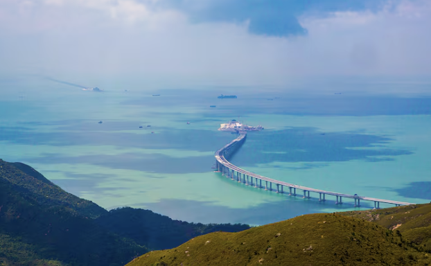 사람이 떠난 후에야 시작되는 여행의 진짜 이야기