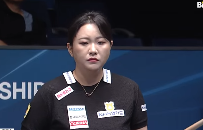 김민아- 블랙