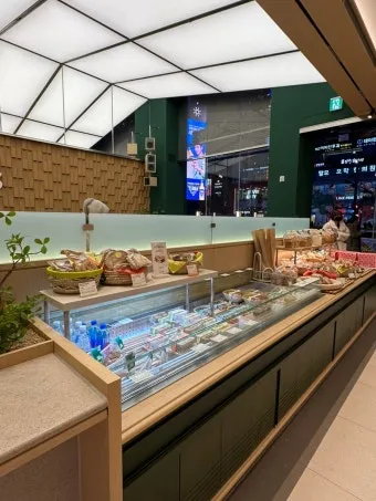 뚜레쥬르 강남직영점 빵 뷔페 가격 무한리필_12