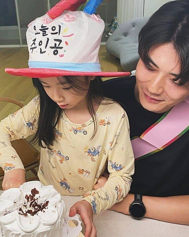 배우-한혜진-남편-축구선수-기성용-딸