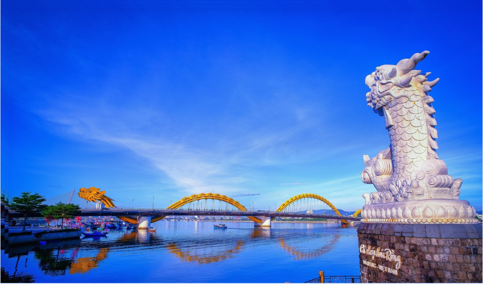다낭의 명소 드래곤브릿지
