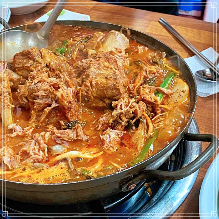 서울 송화벽화시장 강서구 우장산 맛집 궁중 뼈찜