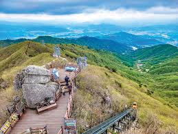 대봉산 단풍명소