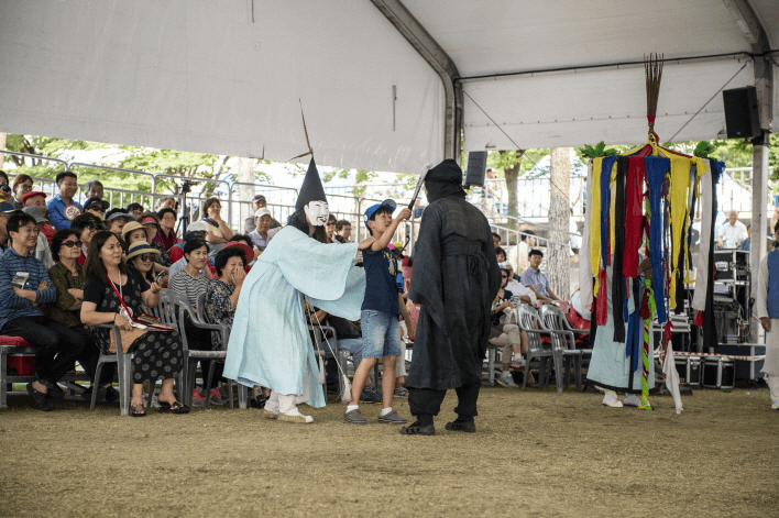 강릉단오제-관노가면극-사진