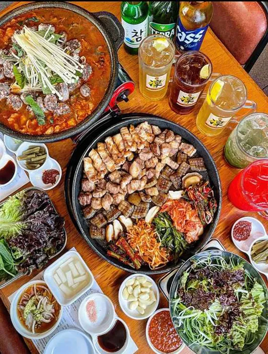 꽃돼지식당 마산합성점