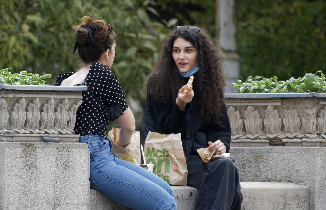 점심시간도 전략적으로! MZ세대가 ‘점심 밥약’을 활용하는 법