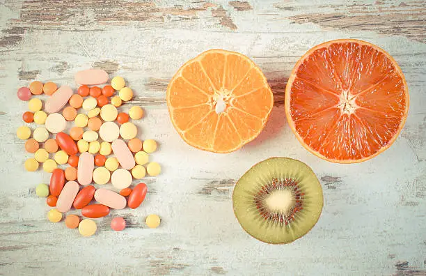 리포좀비타민C 효능과 부작용을 알아보고 언제 복용하면 가장 좋을까? 일반 비타민은 들어봤는데 리포솜비타민C는 좀 생소하시지요? 요즘 영양제로 많이 나와있는데요~ 어떤 제품을 선택해야 좋을지도 확인해 보시기 바래요~