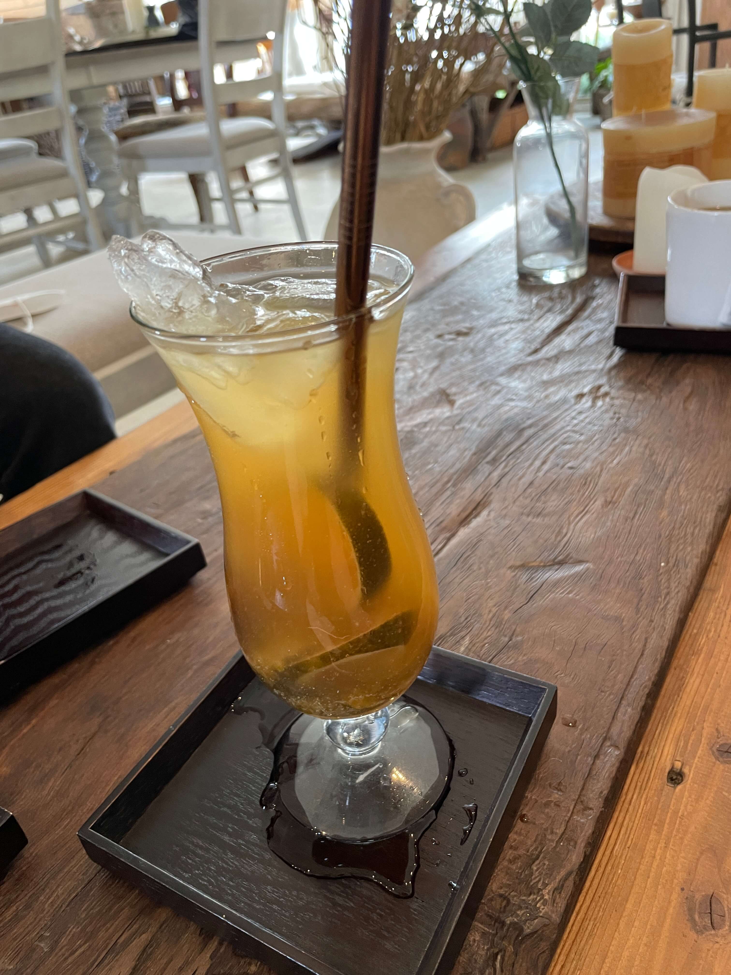 카페-필연