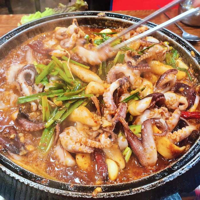 생생정보 개화산역 방화동 27년 전통 쭈꾸미 볶음 맛집