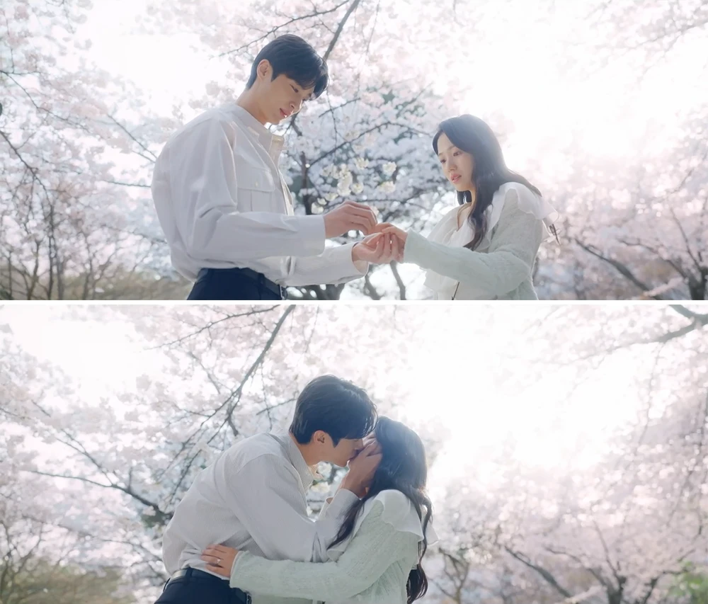 솔이에게-반지를-끼워주고-키스하는-선재