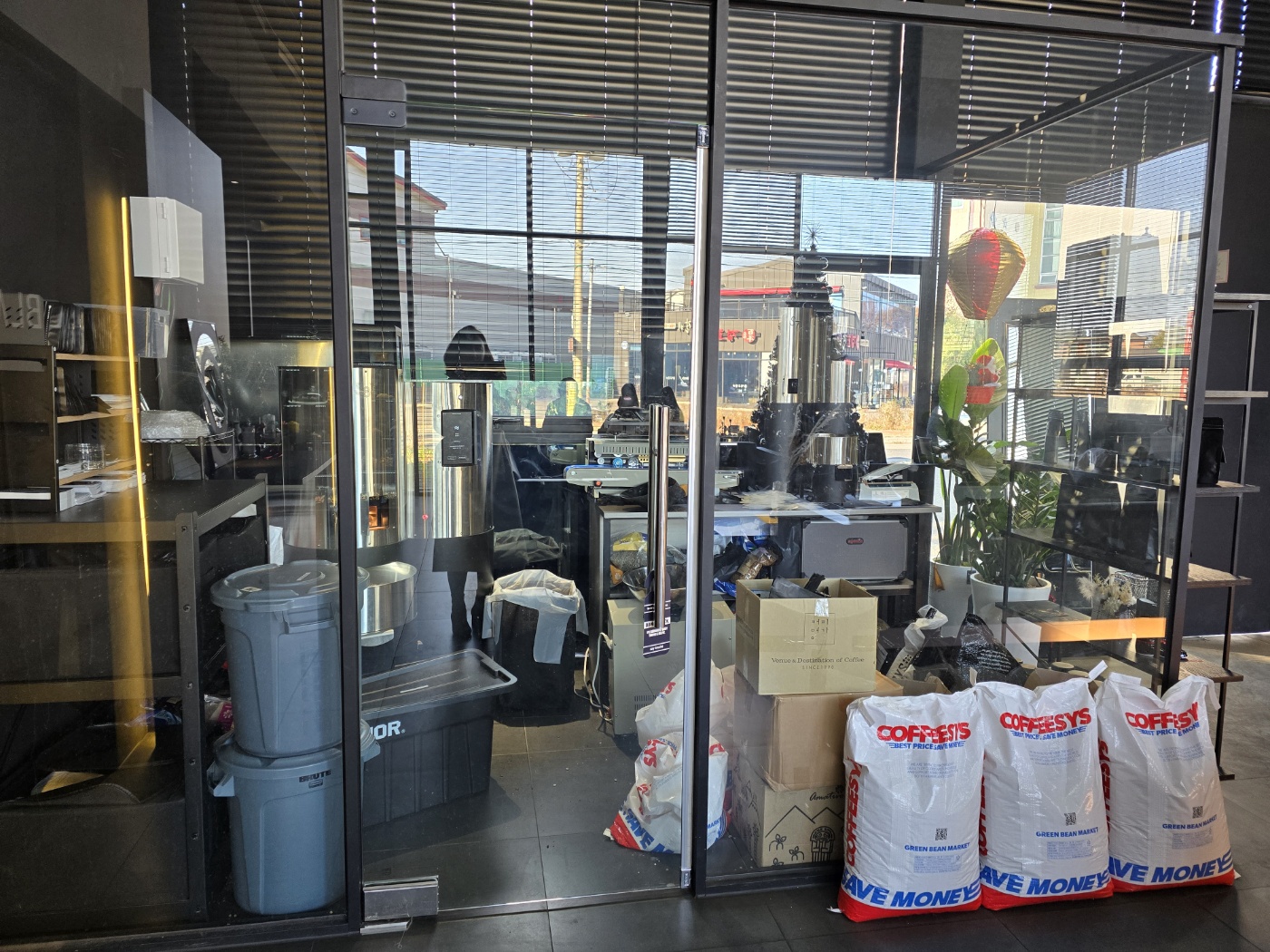 블랙텐-로스팅실