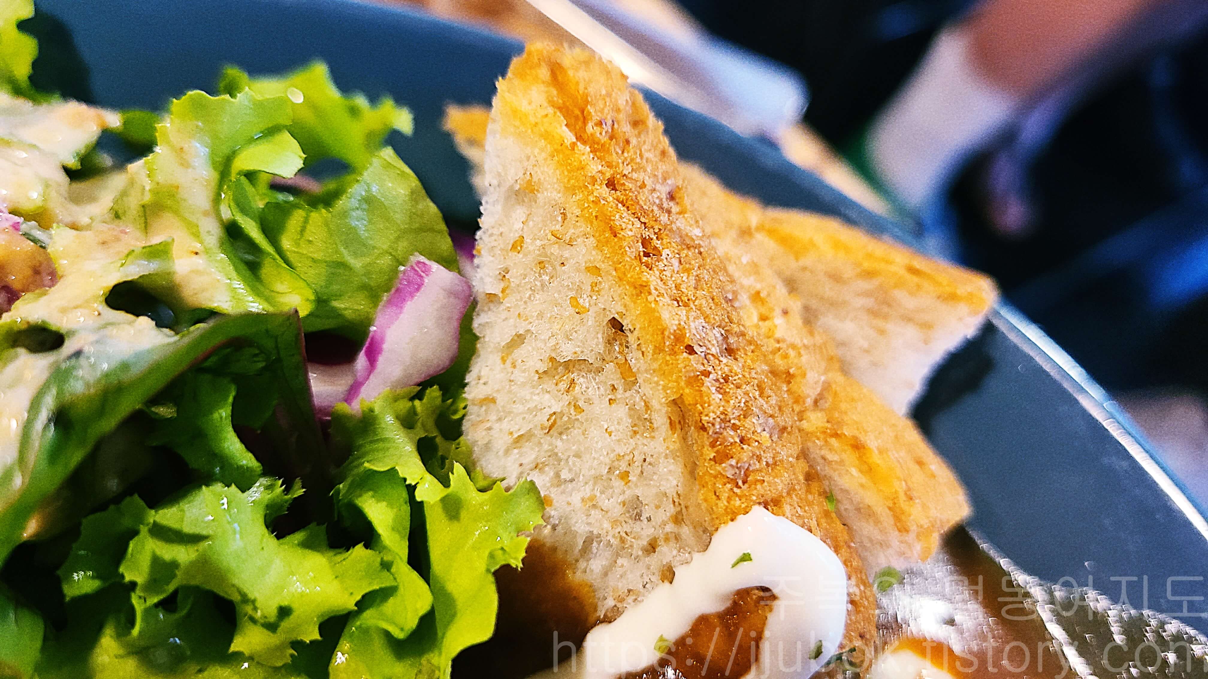 서울미트볼-정식-빵