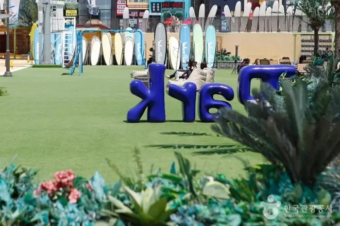 5f3c30aa-d3e3-4182-9d8e-b69a2cae263d