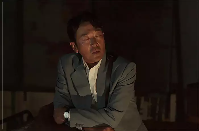 비공식작전-앉은-채로-잠든-민준