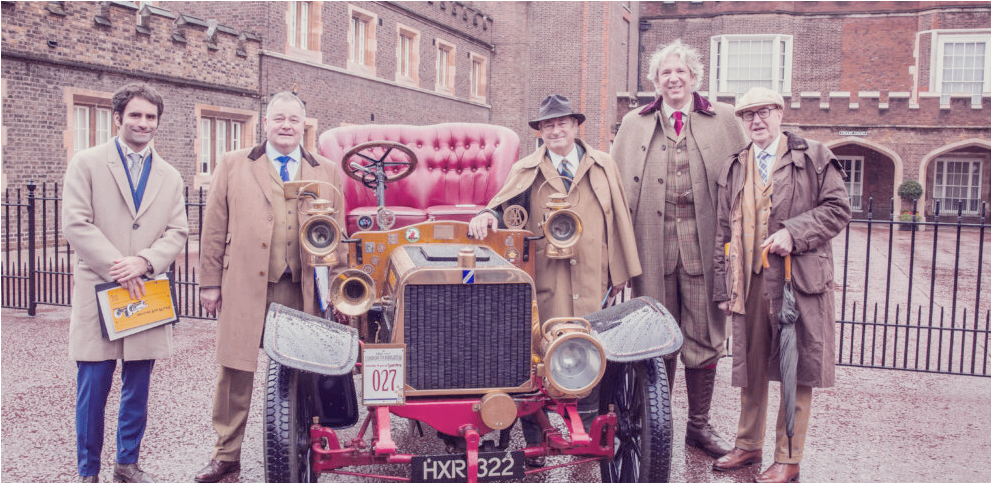 세인트-제임스-콩쿠르-자동차1