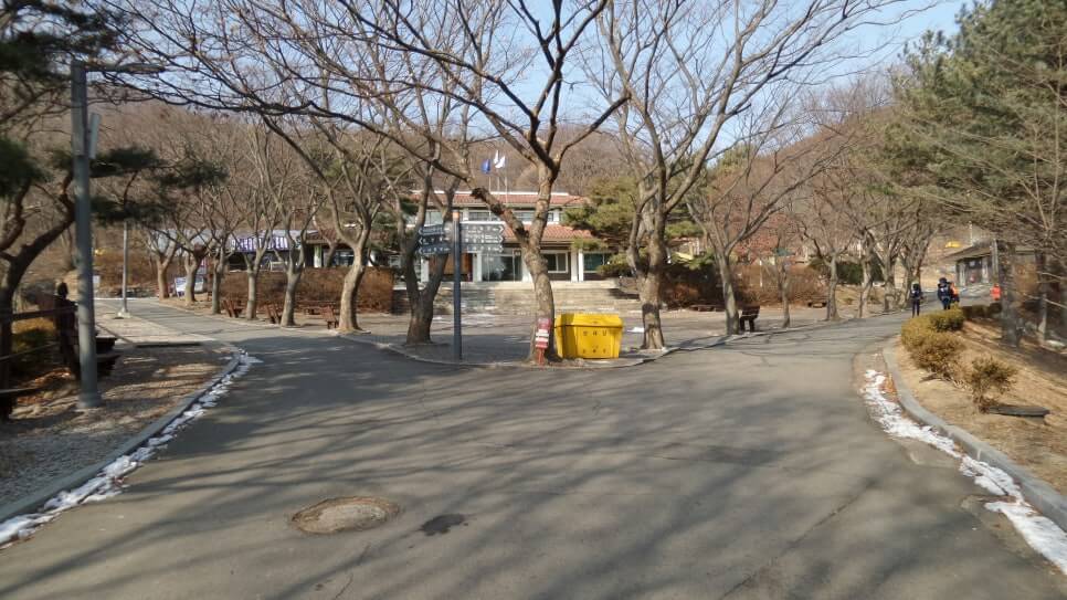 100대 명산 등산하기 열네번째 강화도 마니산 우리 민족의 뿌리 신화와 국가 제례의 중심지 역할을 해온 역사·문화의 산