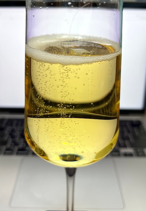 셀바흐 오스터 리슬링 브뤼 2016의 색상