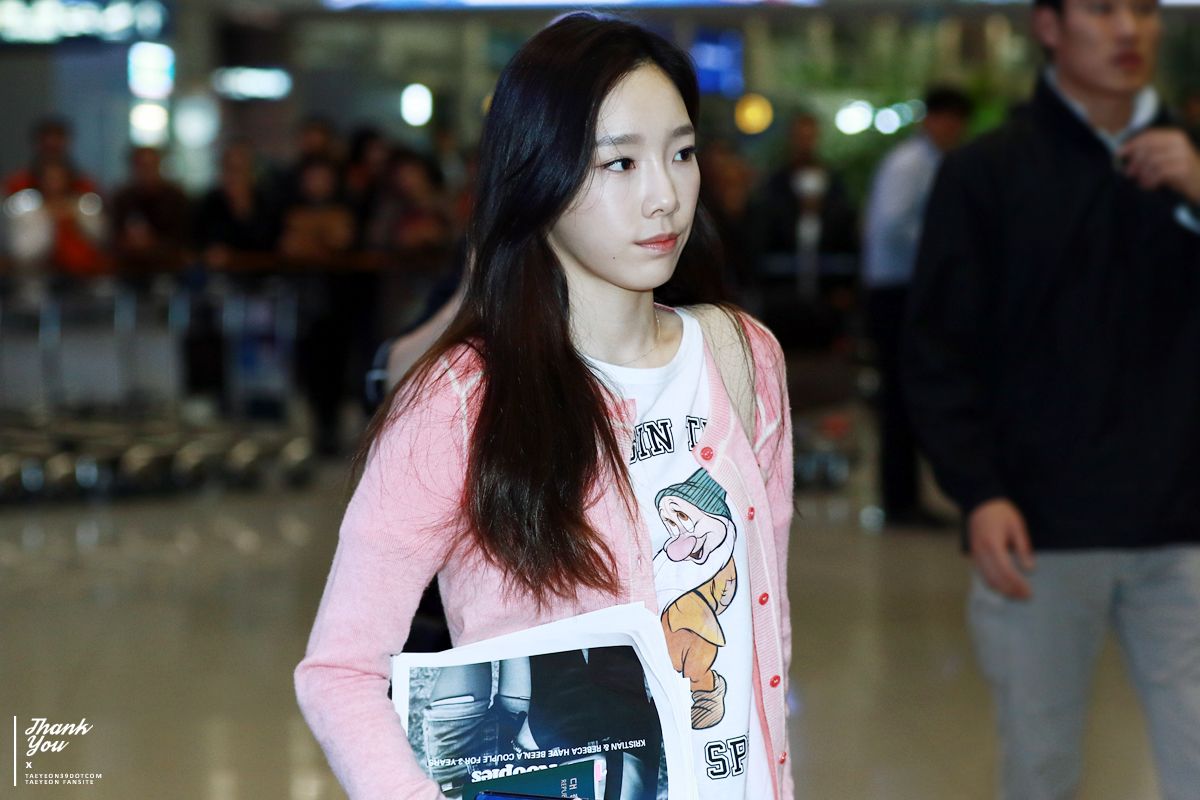 태연 공항패션 사진 태연 공항패션 사진