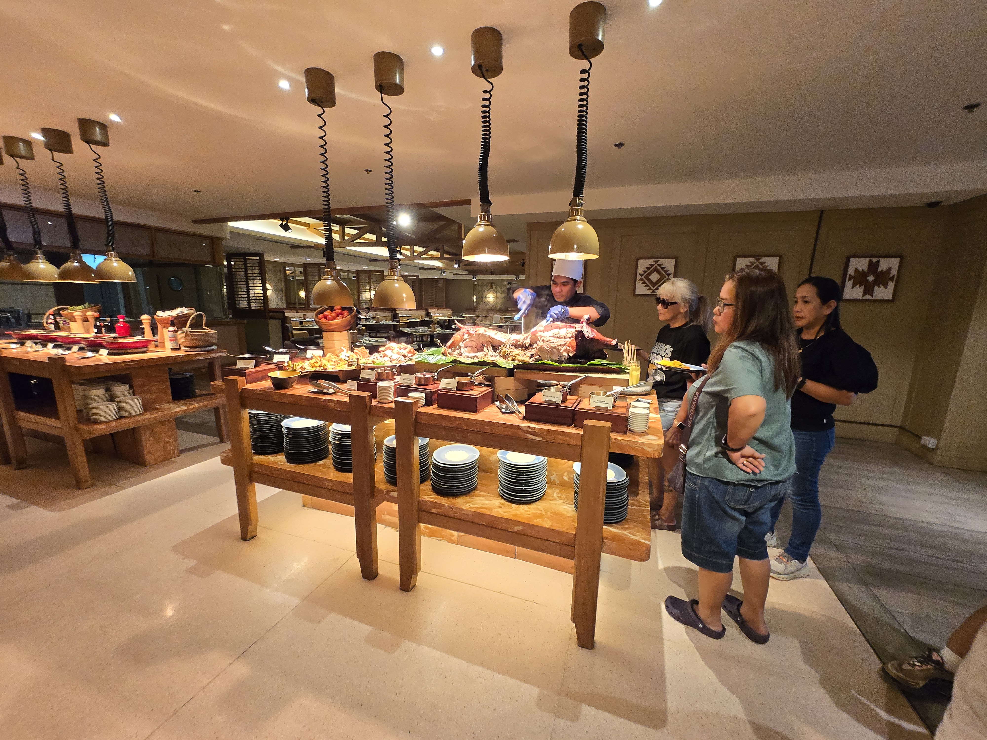 세부 누스타 필리 카페 뷔페