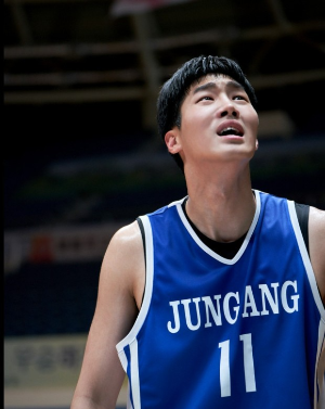 홍순규 역을 맡은 배우 김택