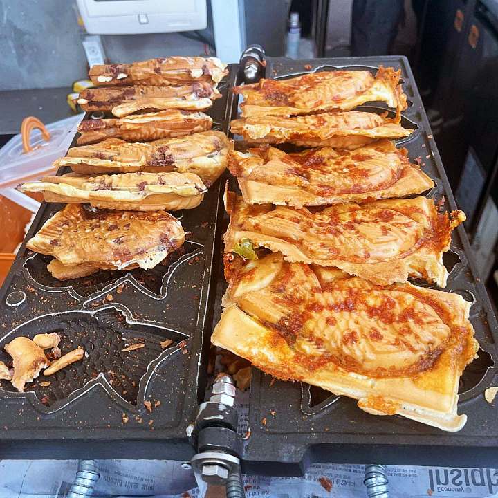 생방송오늘저녁 종로 광장시장 웨이팅은 기본 줄 서는 맛집 팥 크림치즈 고구마 피자 붕어빵 맛집 추천