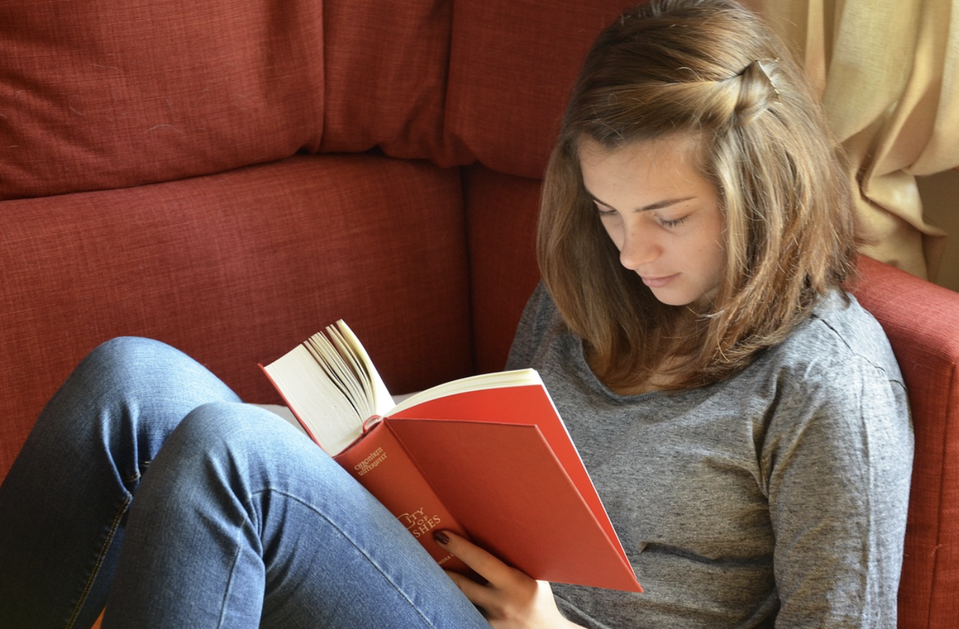 아동 및 청소년의 스크린 타임 관리와 정신 발달: 발달 단계별 적정 디지털 기기 사용 가이드라인