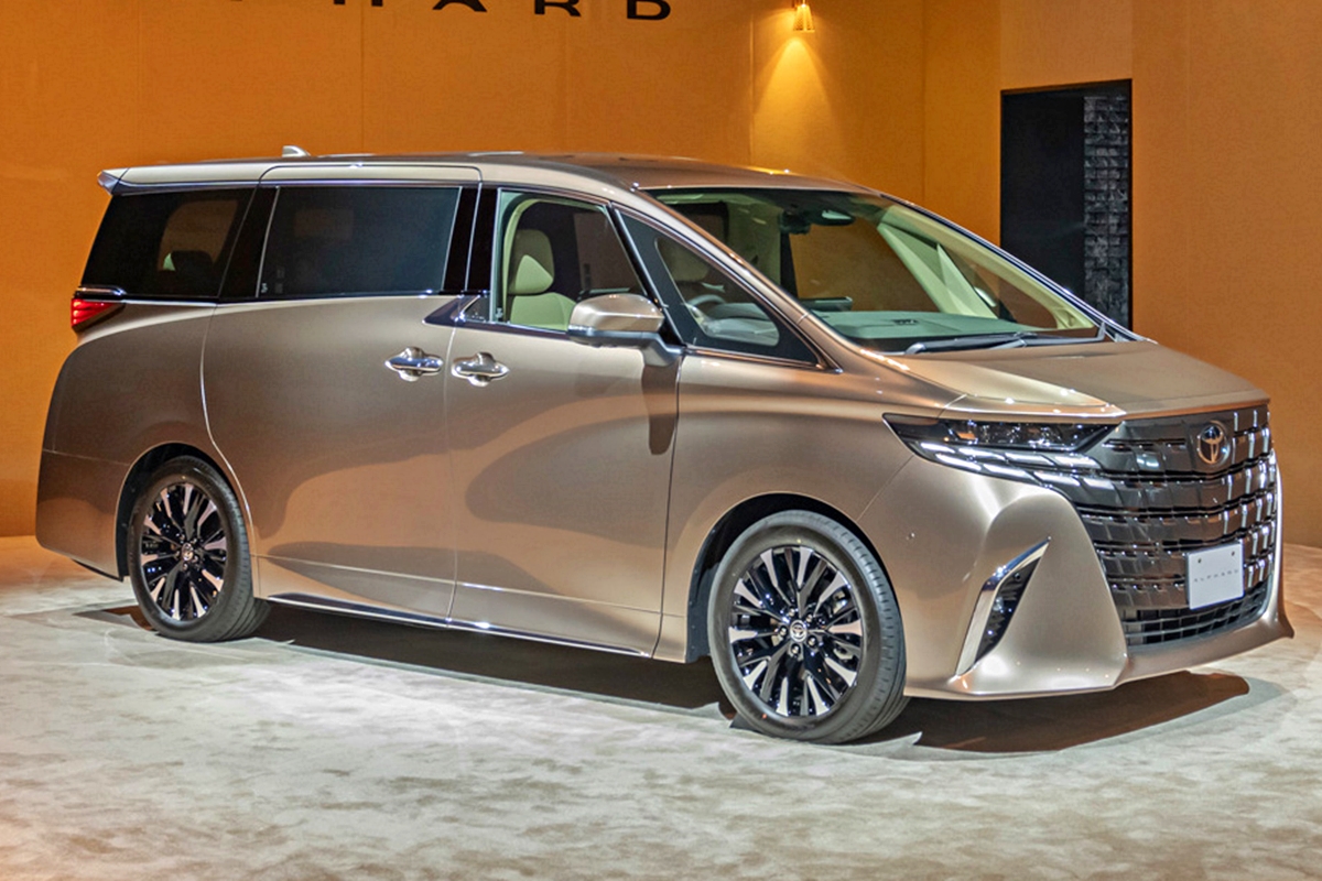 토요타 알파드 하이브리드