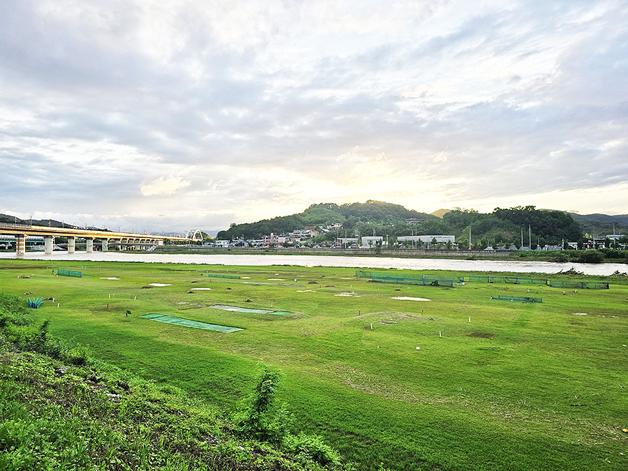 김천시 김천파크골프장. 경북 김천시 지좌동 157-1