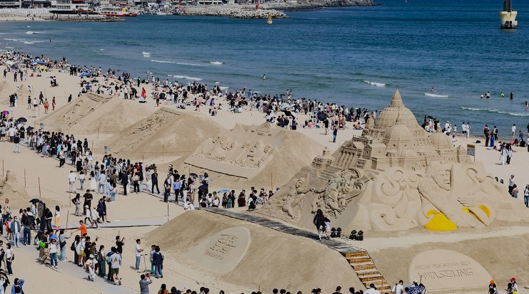 해운대-해수욕장-모래축제