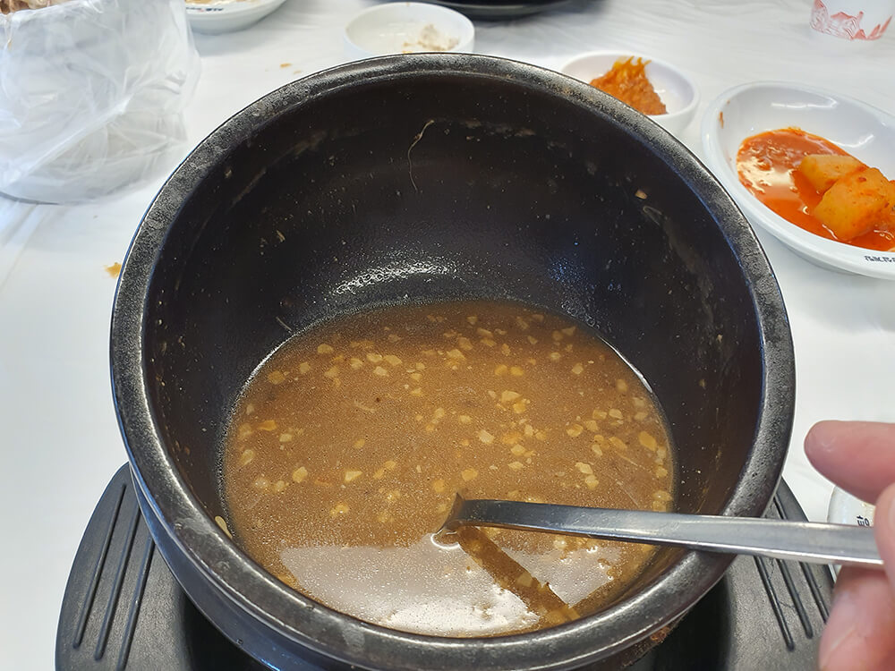 지호 흑마늘한방삼계탕15