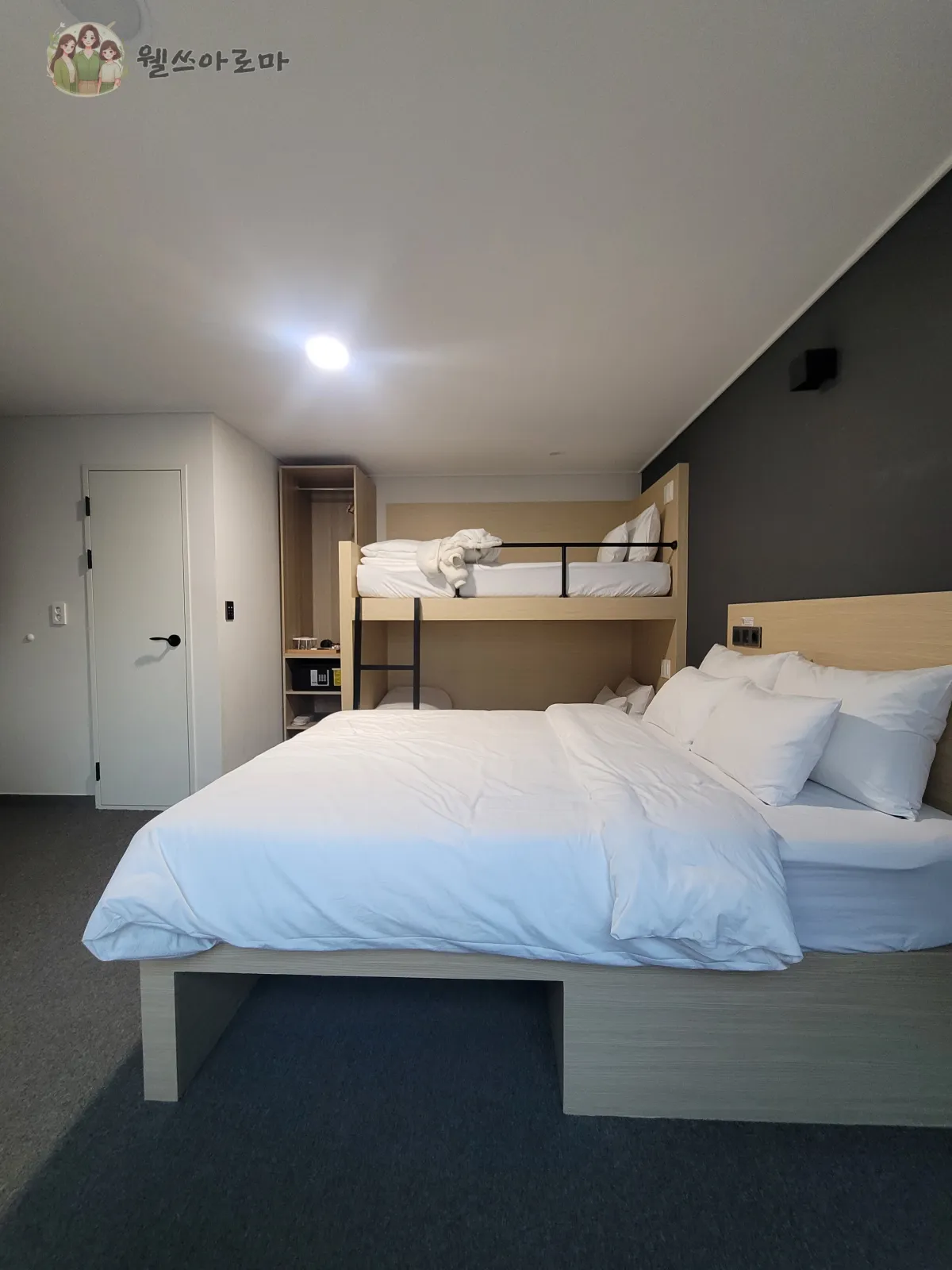 더스테이휴명동-숙소내부-2층침대