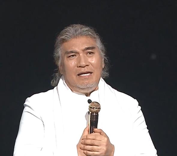 영탁(나훈아) 아이라예