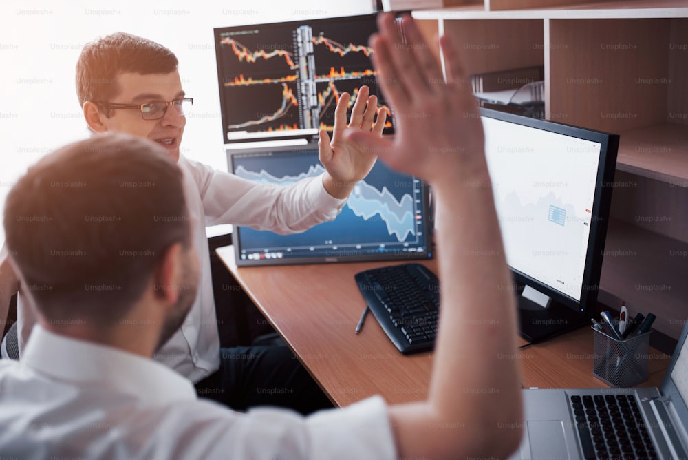 풋옵션 관련 이미지