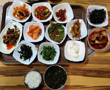 석관동5천원백반집