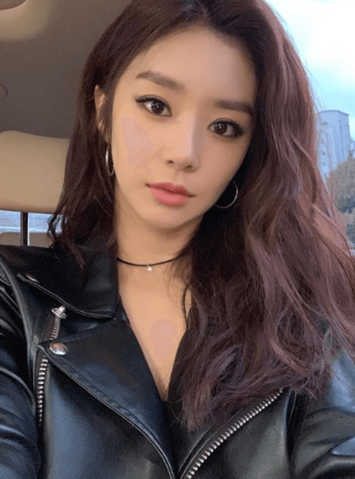 이주빈