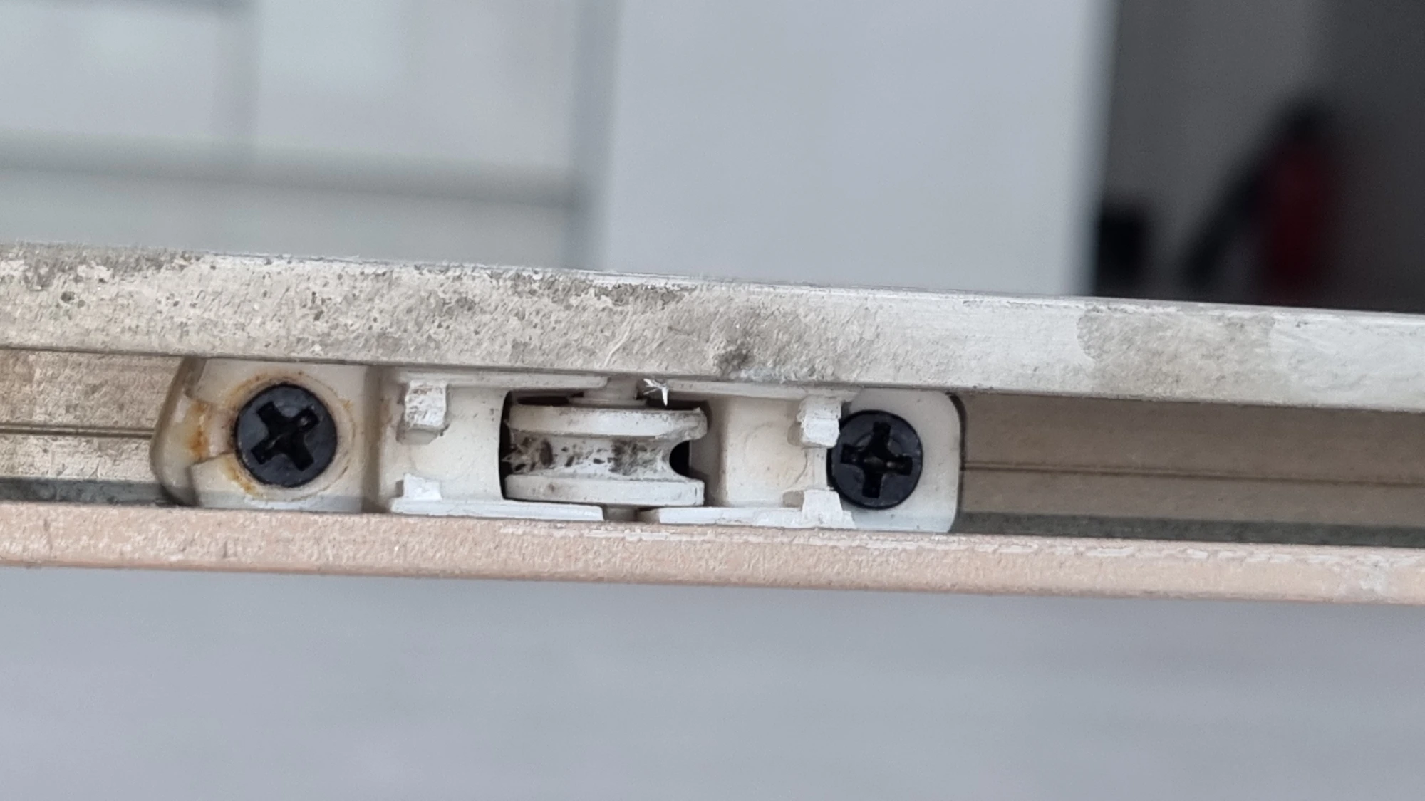 알루미늄 방충망 롤러