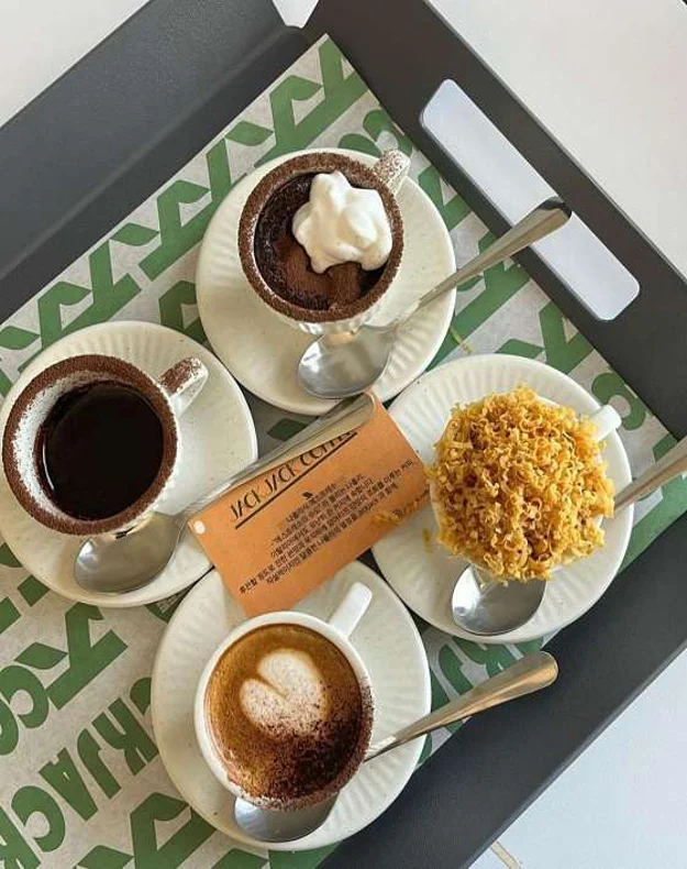 짹짹커피 함안점