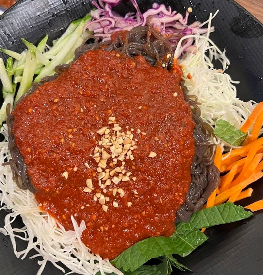 튀김족발 처음 들어봤죠? 구디에서만 맛볼 수 있는 족발 신세계