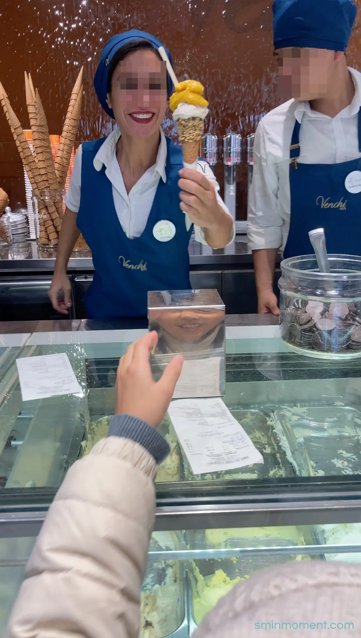 이탈리아-젤라토-벤키-친절한-종업원