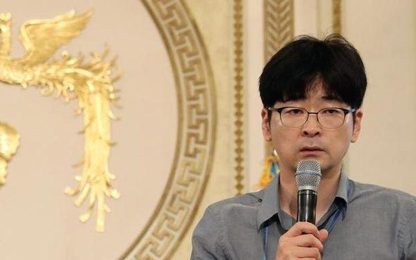 탁현민 청와대