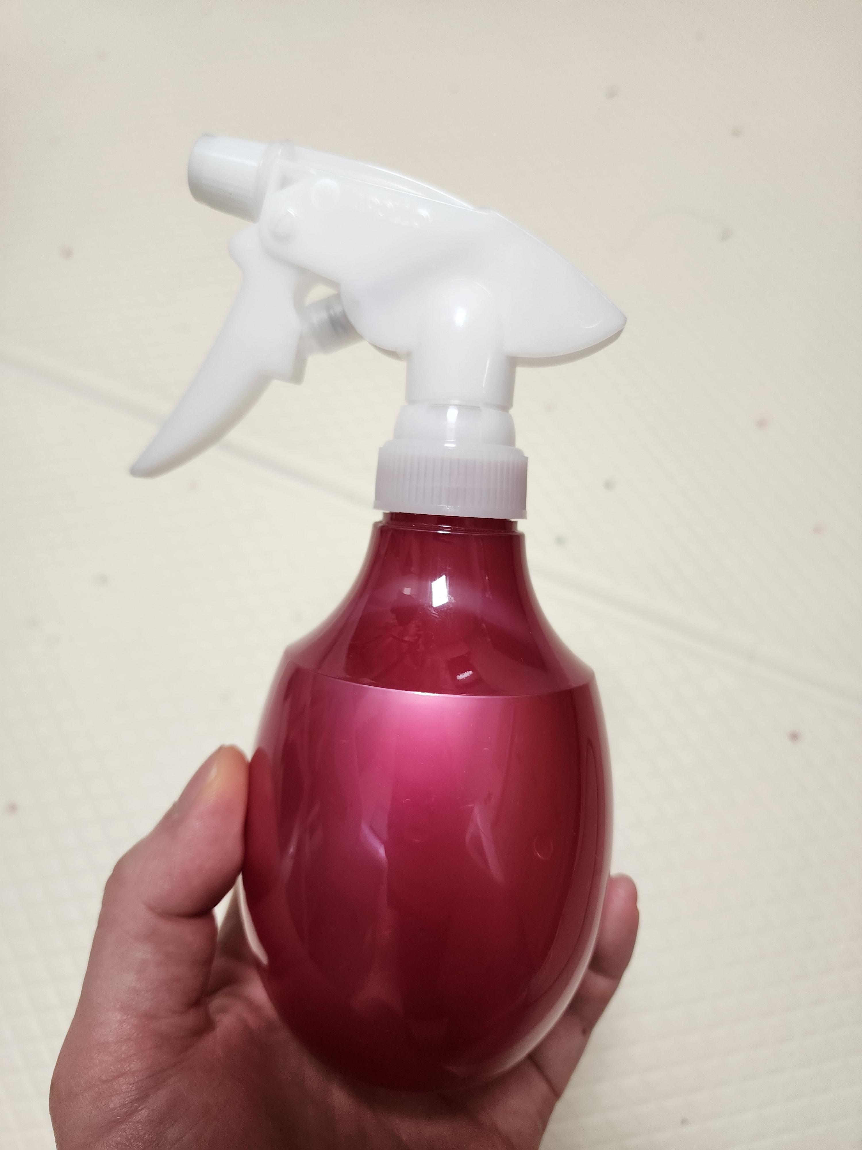 기존에-사용하던-다이소에서-구매한-빨강색-분무기